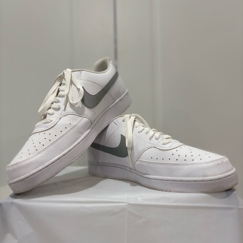 Nike Men's court vision lows